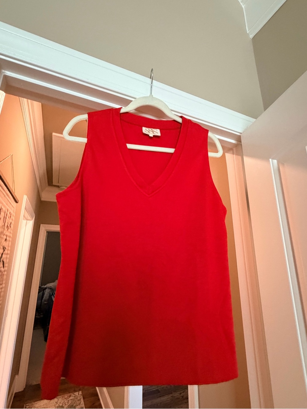 Women's V-Neck Sleeveless Tank Top in Red